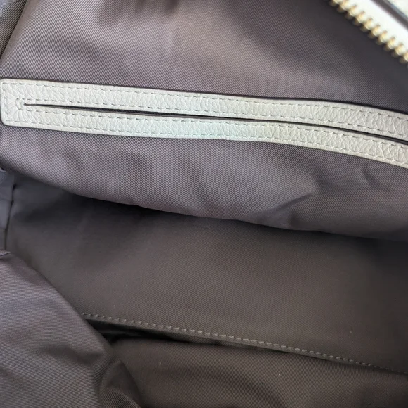 Tory Burch McGraw Small Satchel, an elegant pebbled leather  Crossbody bag - Picture 15 of 15